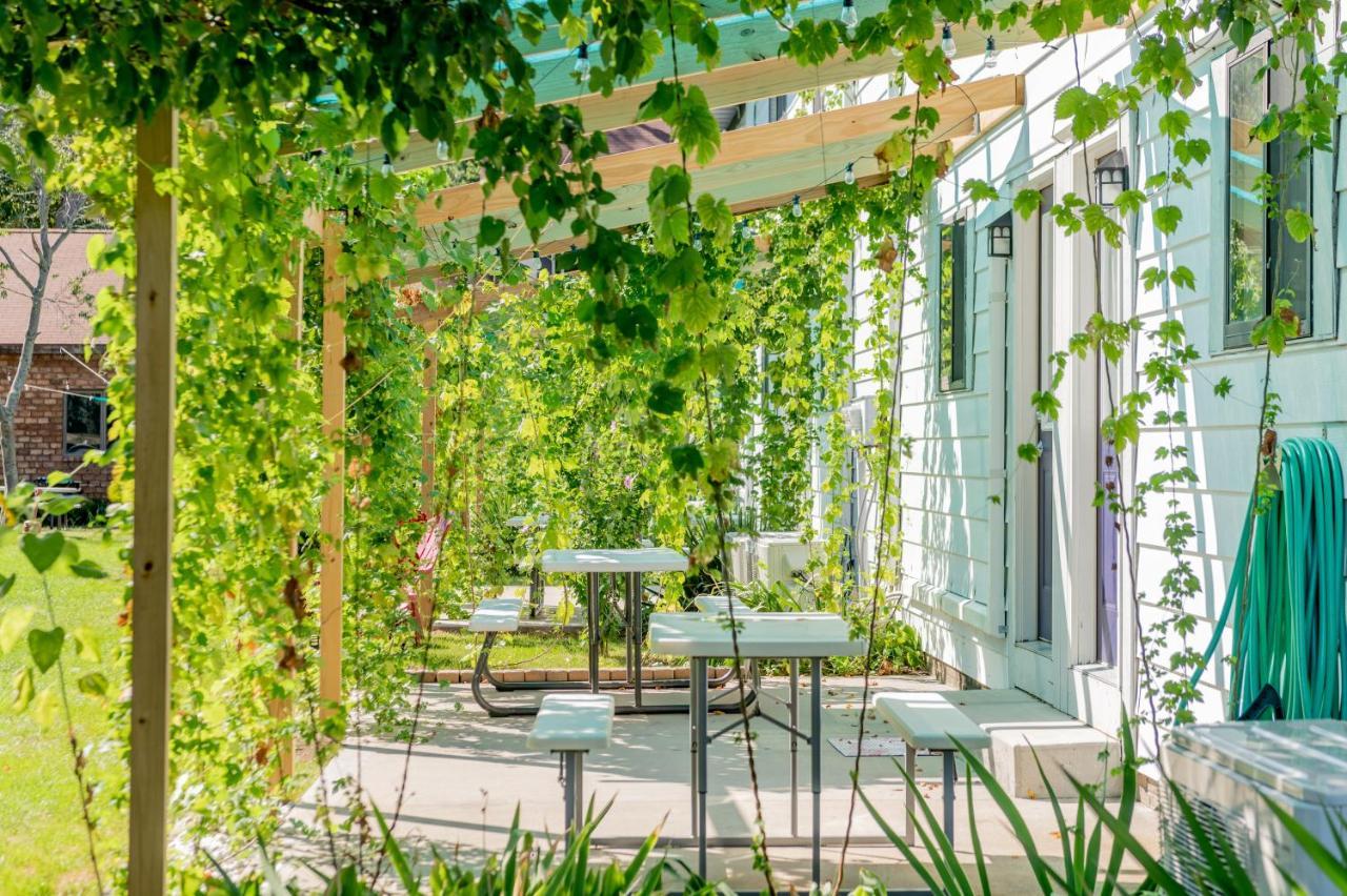 Hop & Vine Inn Fennville Dış mekan fotoğraf