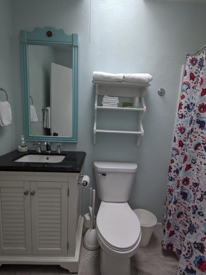 Hop & Vine Inn Fennville Dış mekan fotoğraf