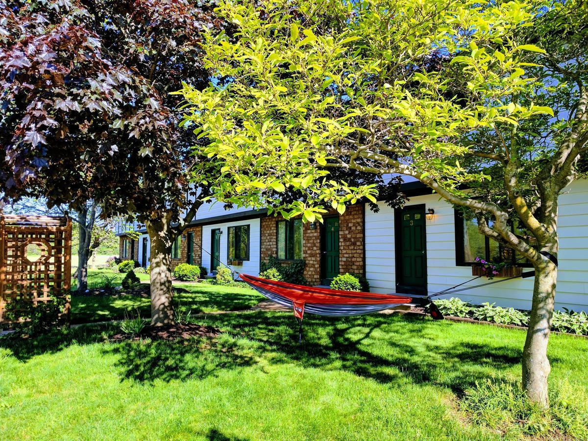 Hop & Vine Inn Fennville Dış mekan fotoğraf